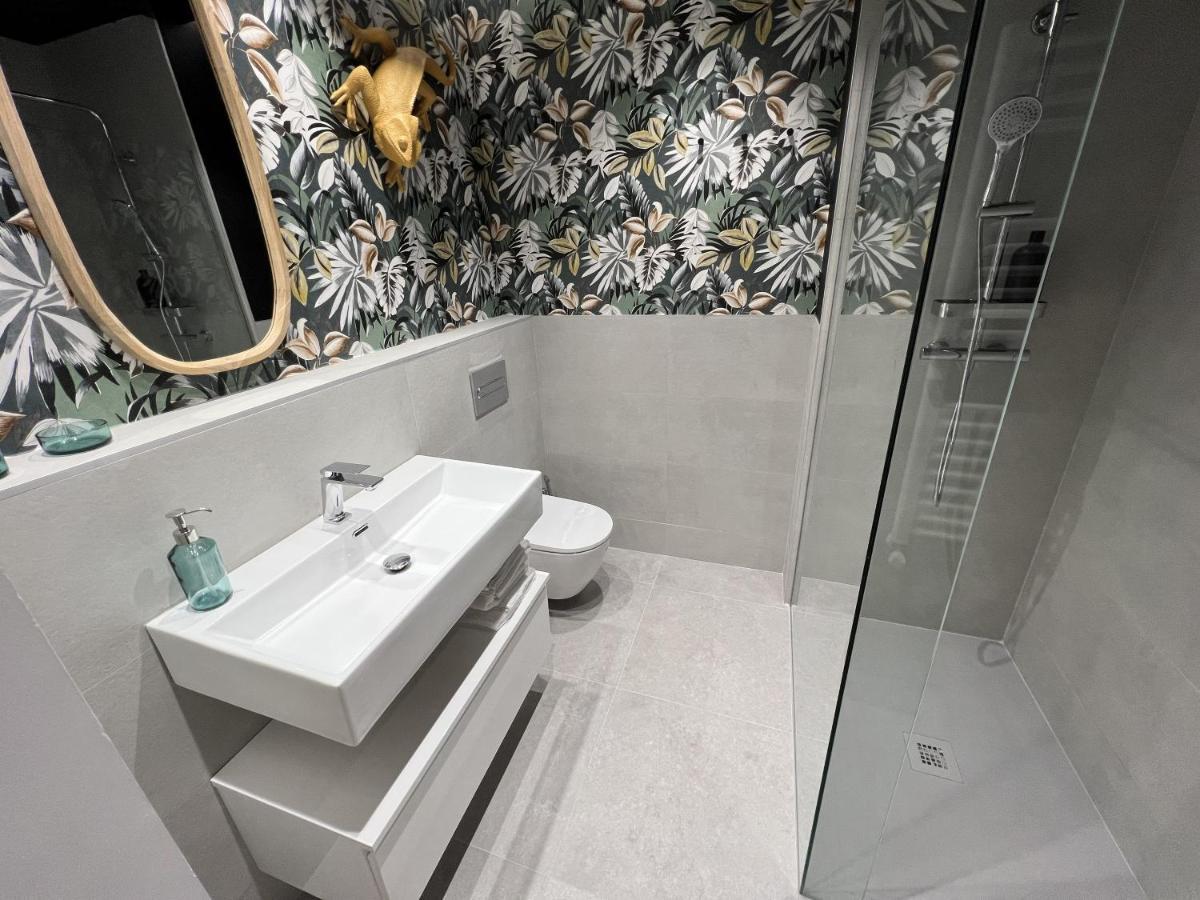 Hi! Burgos - Sidi - Vut-472 - Exclusivo Apartamento Moderno En El Corazon De La Ciudad Luaran gambar